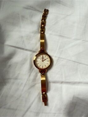 Fossil Gold Minimalist Bracelet Watch | Slim Feminine Dress Watch